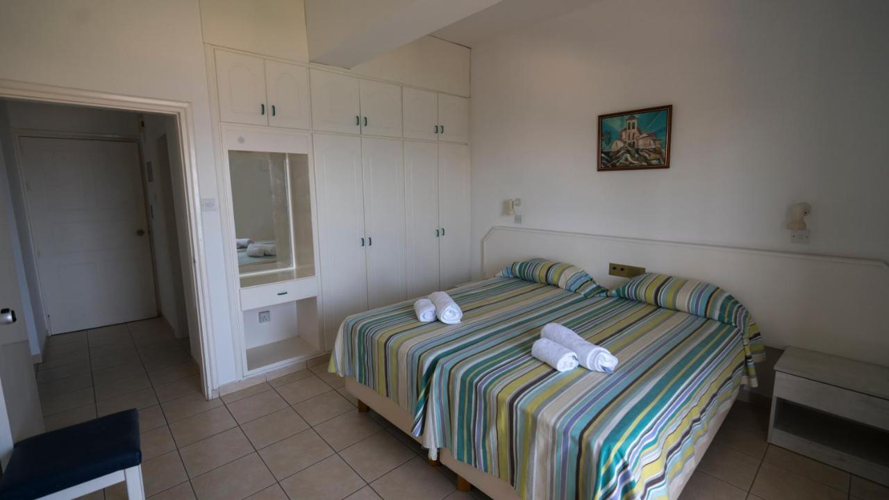 Konnos Bay Hotel Apartments Protaras Exteriör bild